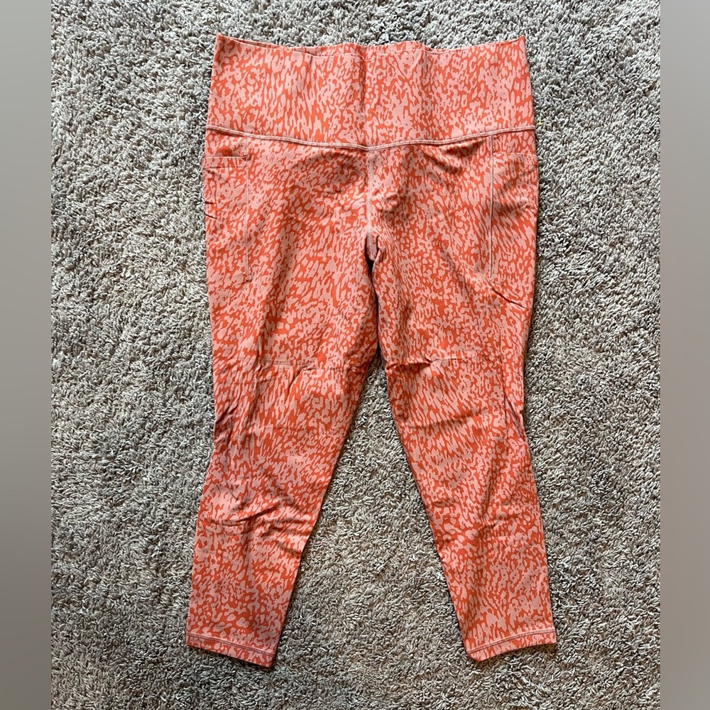 Athleta Salutation 7/8 Tight